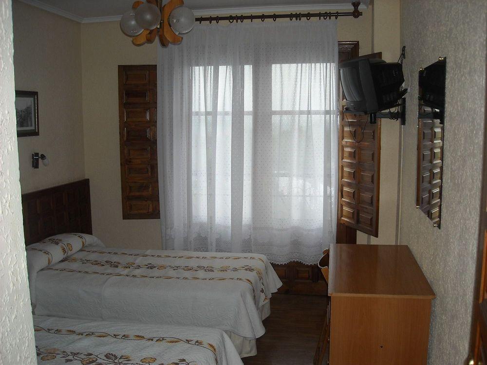 Paratene Ostatu Habitaciones Erandio Zewnętrze zdjęcie