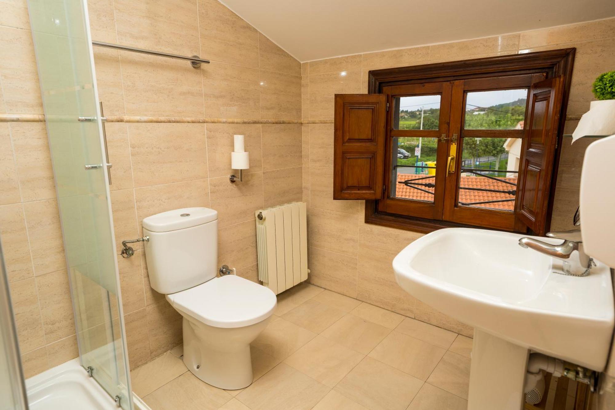 Paratene Ostatu Habitaciones Erandio Zewnętrze zdjęcie