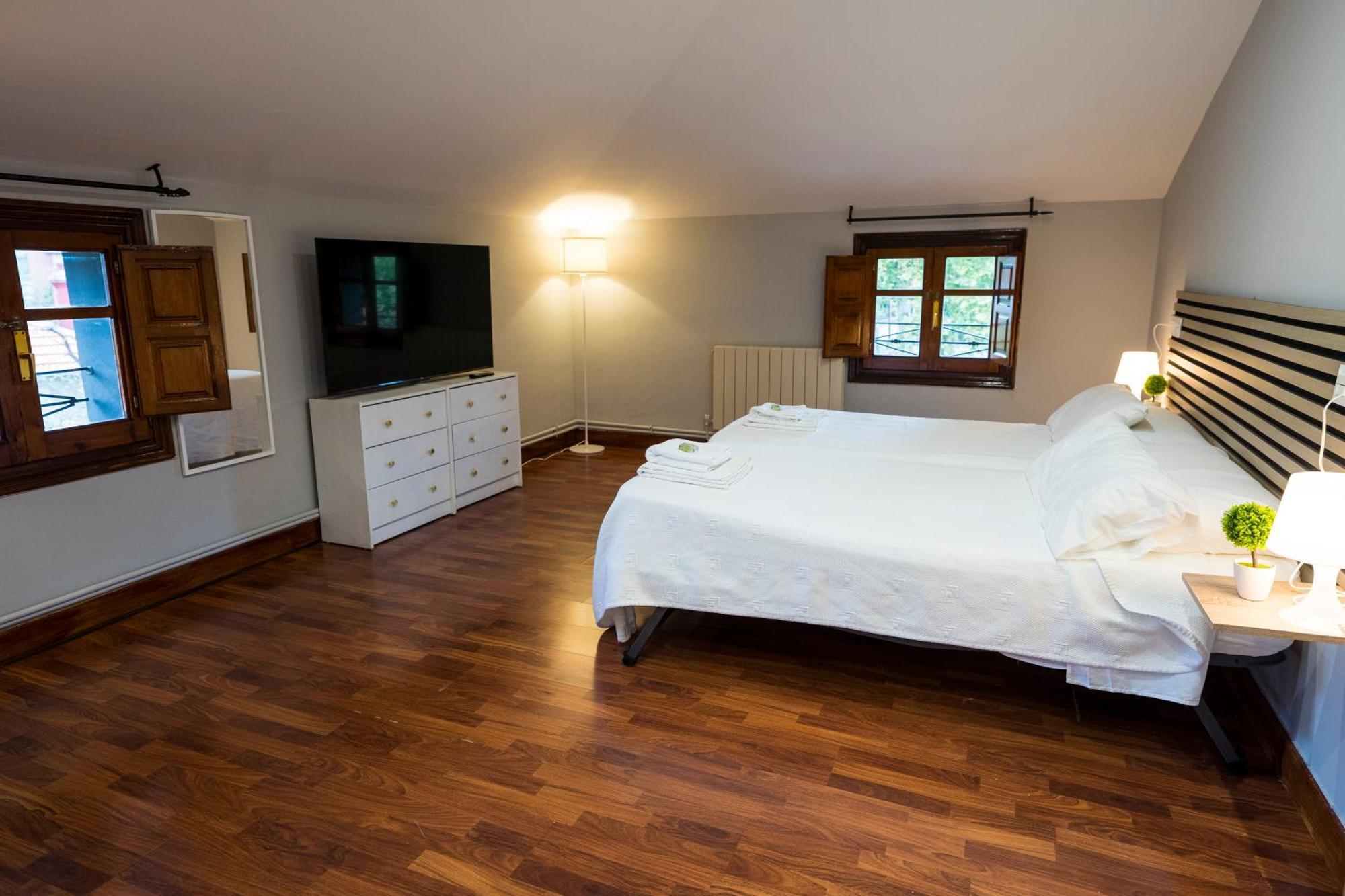 Paratene Ostatu Habitaciones Erandio Zewnętrze zdjęcie