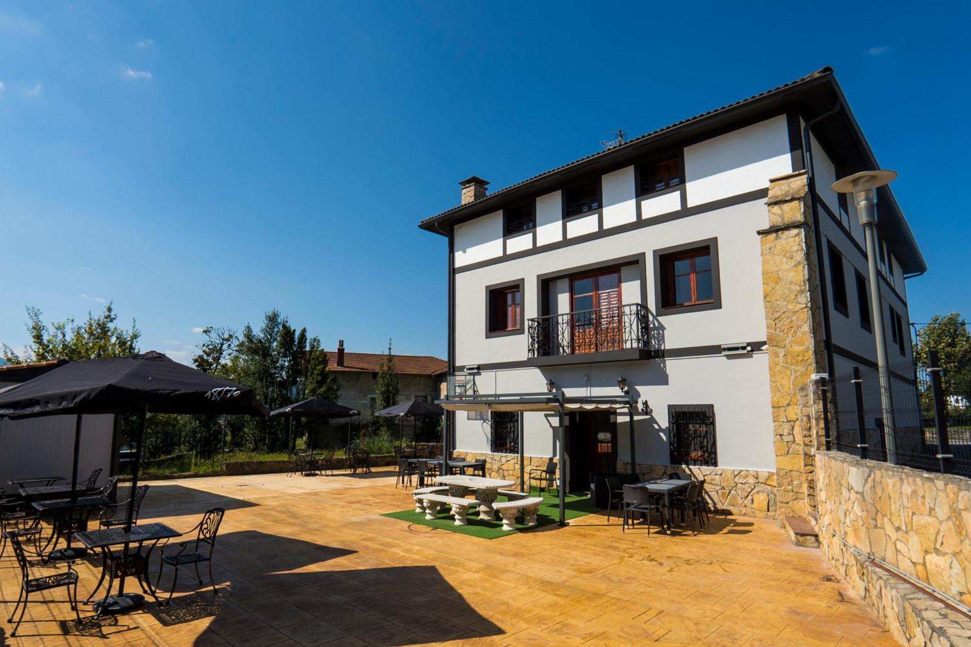 Paratene Ostatu Habitaciones Erandio Zewnętrze zdjęcie
